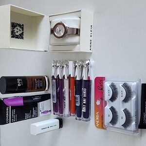 Bundle NEW Anne Klein watch 3567-SVRT Women's Analog Dial BANGLE NEW & Make Up